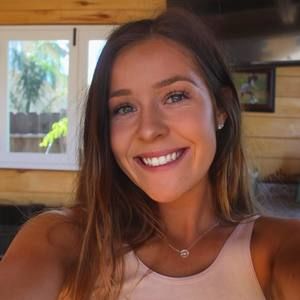 Meet your Posher, Macey